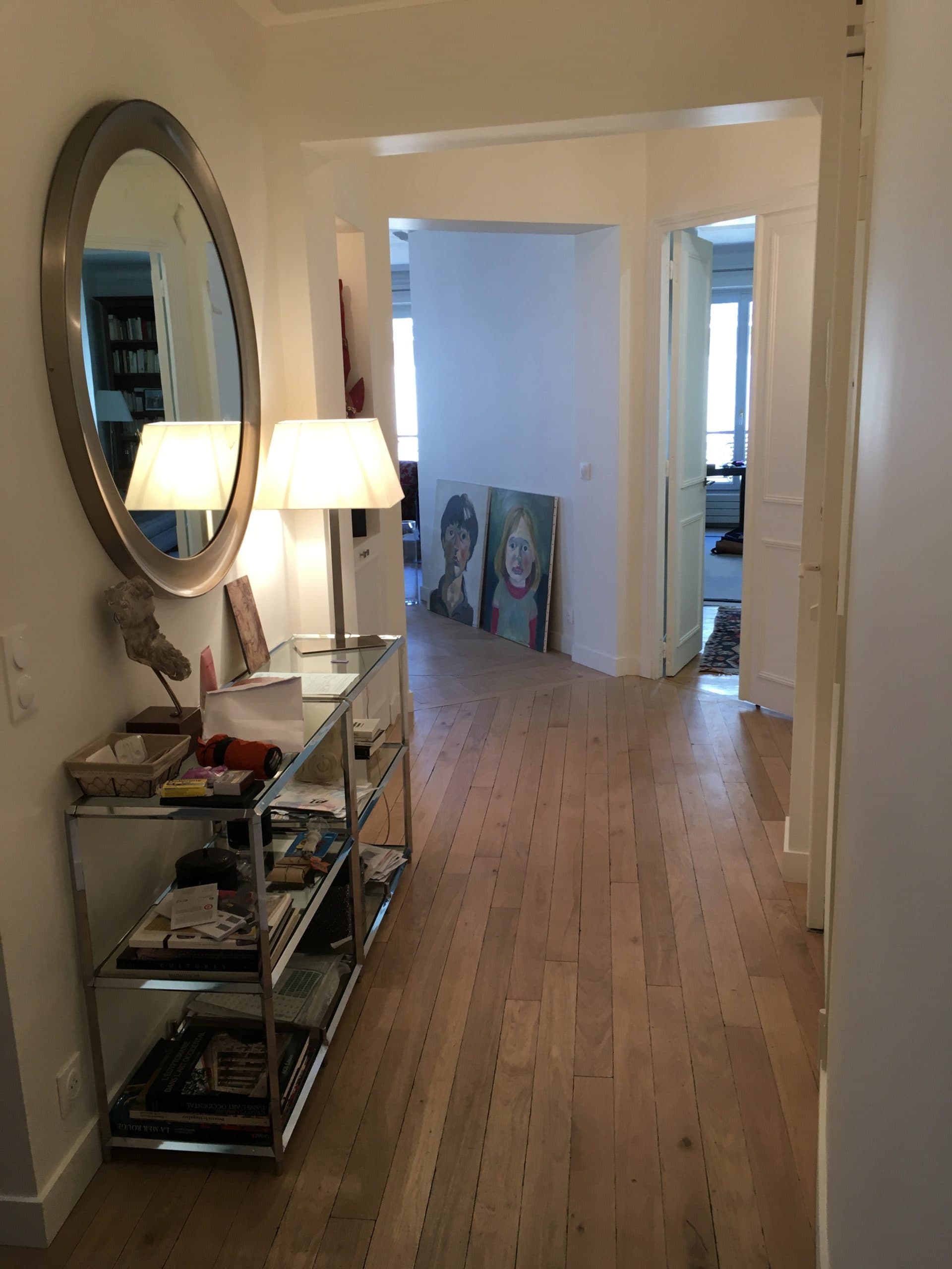 Duplex haussmannien Paris 17e - Moulures d’époque restaurées et aménagement contemporain haut de gamme